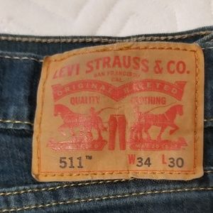Levi slim fit
